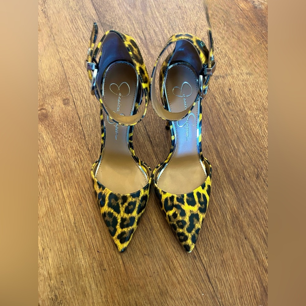Jessica Simpson Leopard Stilettos size 7